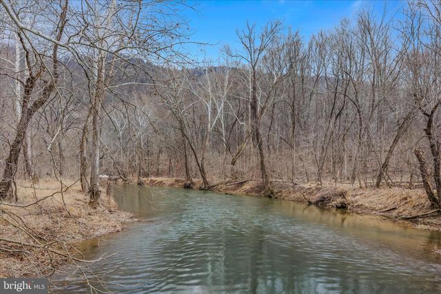 292 BIG PARK RD, Hedgesville, WV 25427