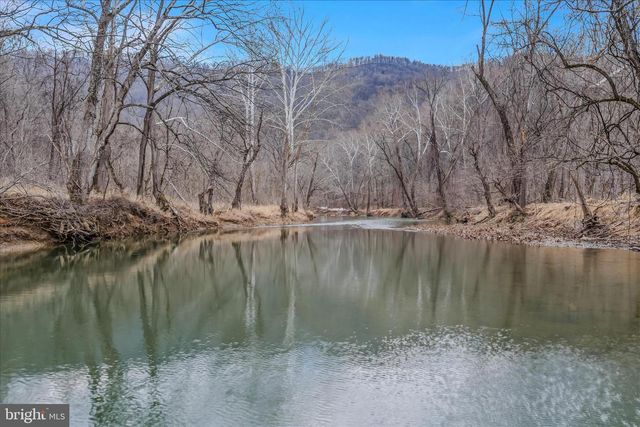 292 BIG PARK RD, Hedgesville, WV 25427