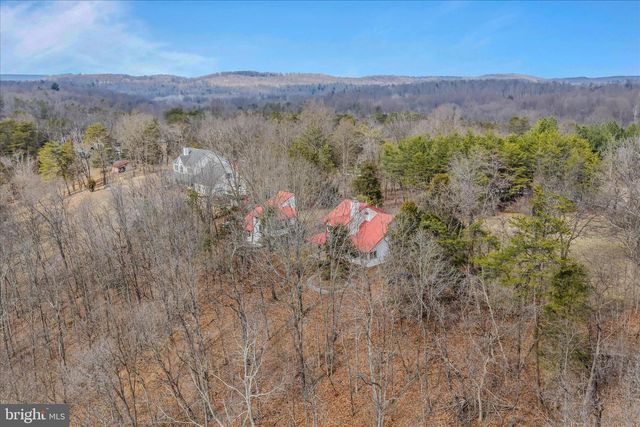 292 BIG PARK RD, Hedgesville, WV 25427