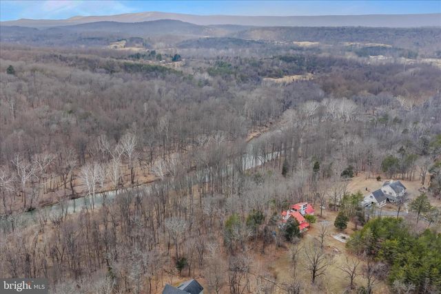 292 BIG PARK RD, Hedgesville, WV 25427