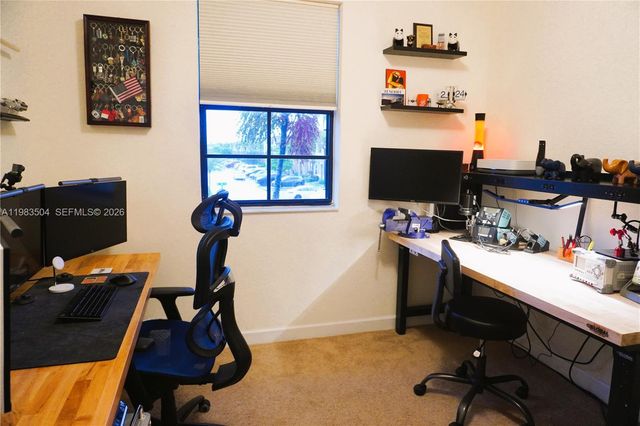 3280 W 92nd Pl, Hialeah, FL 33018