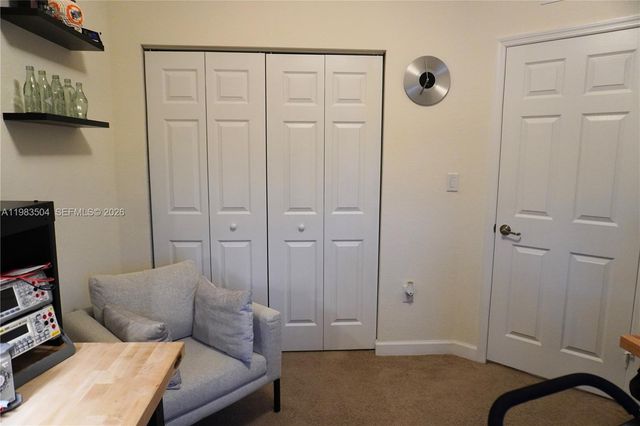 3280 W 92nd Pl, Hialeah, FL 33018