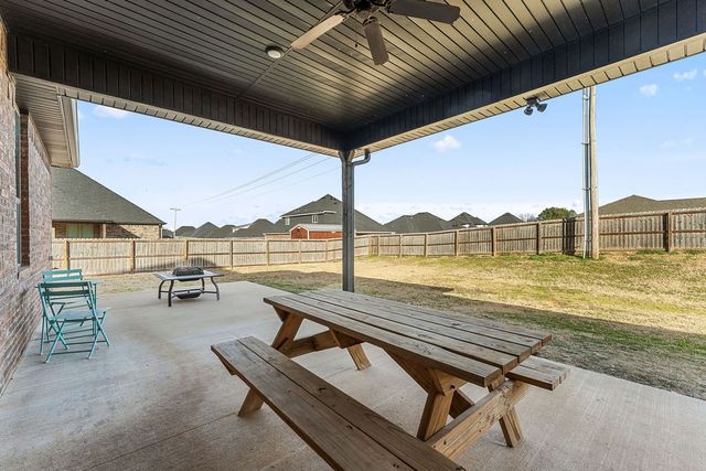 1904 Bergman Road, Pea Ridge, AR 72751