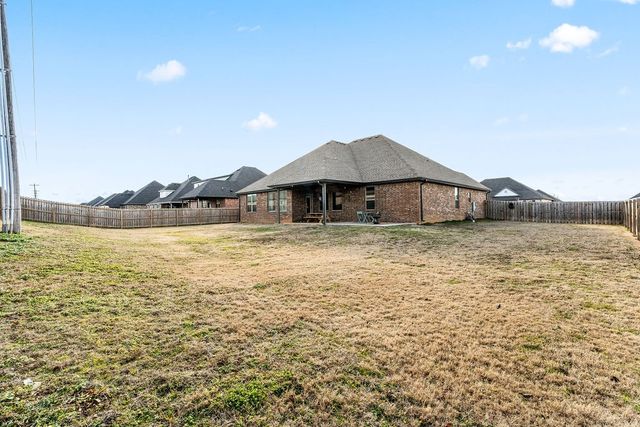 1904 Bergman Road, Pea Ridge, AR 72751