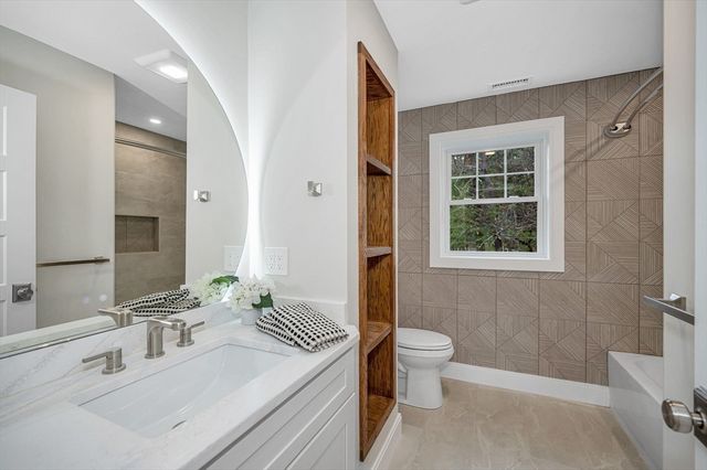 23 Pomfret Rd, Wilmington, MA 01887