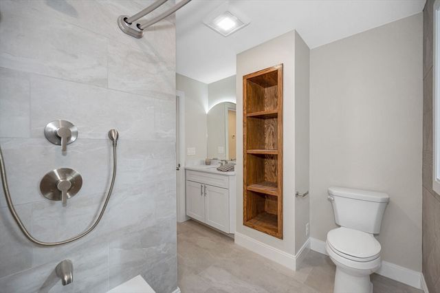 23 Pomfret Rd, Wilmington, MA 01887