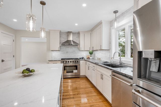 23 Pomfret Rd, Wilmington, MA 01887