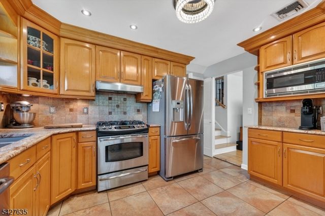 271 E Mount Pleasant Ave, Livingston Twp., NJ 07039