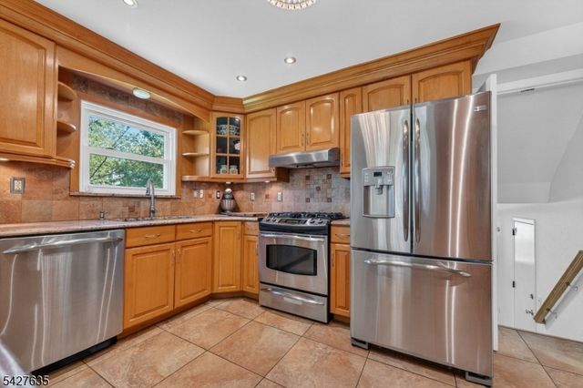 271 E Mount Pleasant Ave, Livingston Twp., NJ 07039