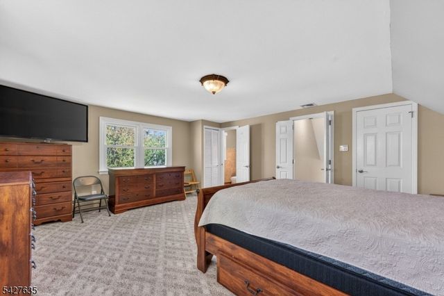 271 E Mount Pleasant Ave, Livingston Twp., NJ 07039