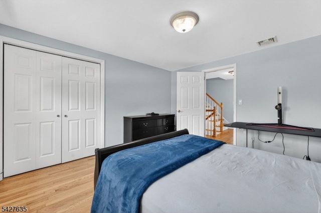 271 E Mount Pleasant Ave, Livingston Twp., NJ 07039