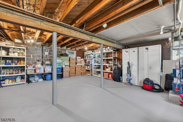 271 E Mount Pleasant Ave, Livingston Twp., NJ 07039