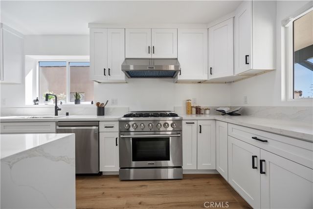 733 W 108th Street, Los Angeles, CA 90044