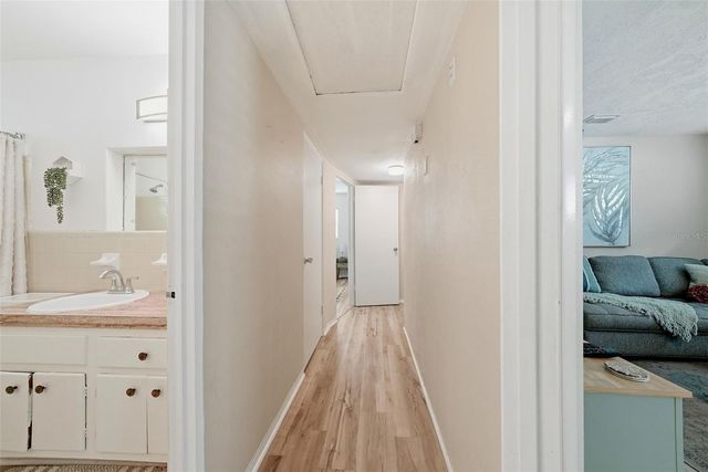 2489 58TH STREET N, St Petersburg, FL 33710