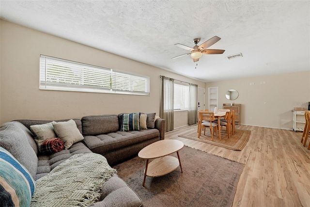 2489 58TH STREET N, St Petersburg, FL 33710