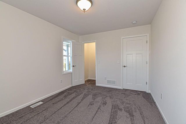 302 Trailview CROSSING, Waterford, WI 53185