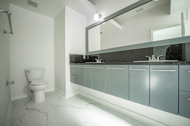 460 E JACKSON STREET 2, Orlando, FL 32801