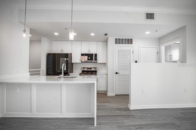 460 E JACKSON STREET 2, Orlando, FL 32801