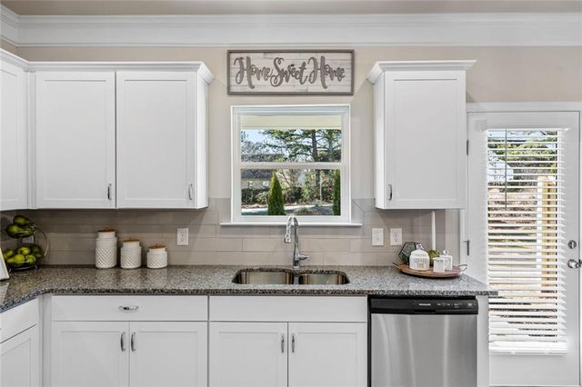 210 Clara Crossing 13, Cartersville, GA 30121