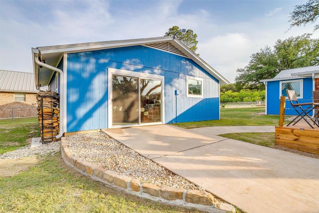 520 Deer Trail, Gordon, TX 76453