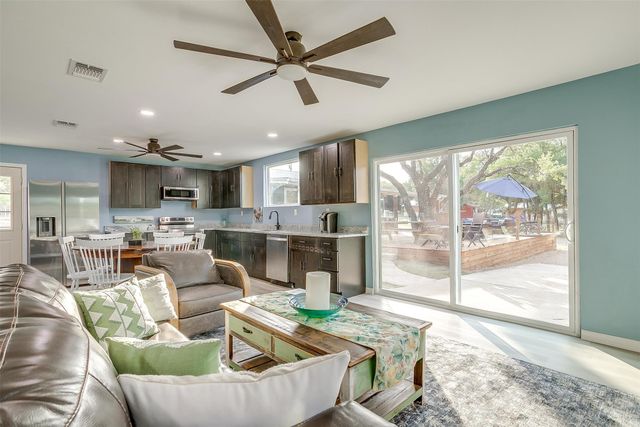 520 Deer Trail, Gordon, TX 76453