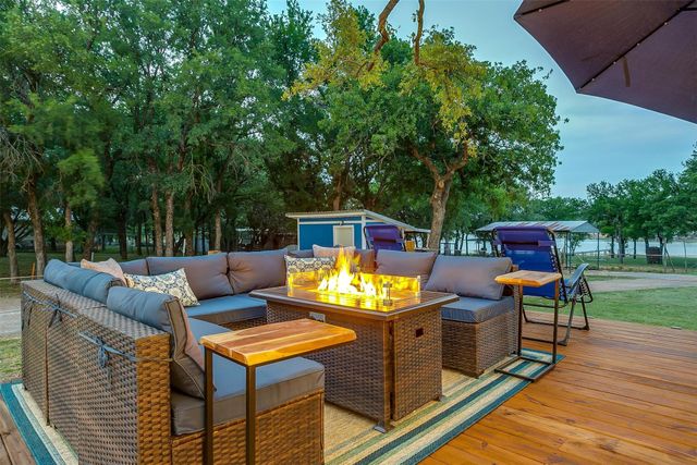 520 Deer Trail, Gordon, TX 76453