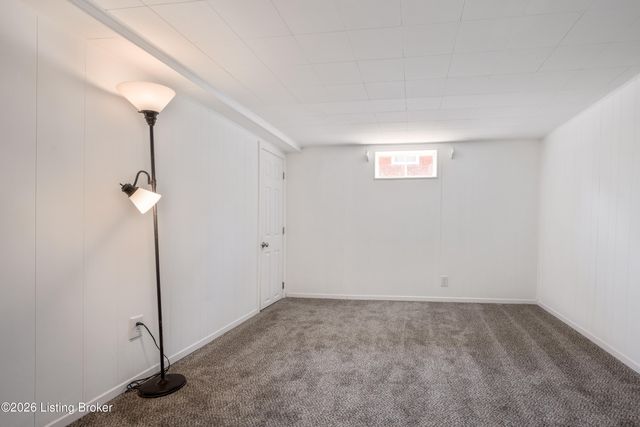 505 Westwood Dr, Louisville, KY 40243