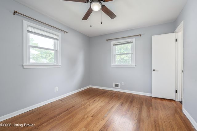 505 Westwood Dr, Louisville, KY 40243