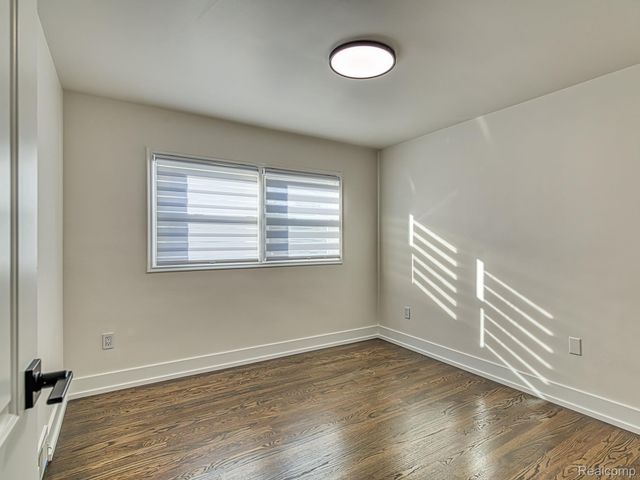 1790 Evergreen Street, Trenton, MI 48183