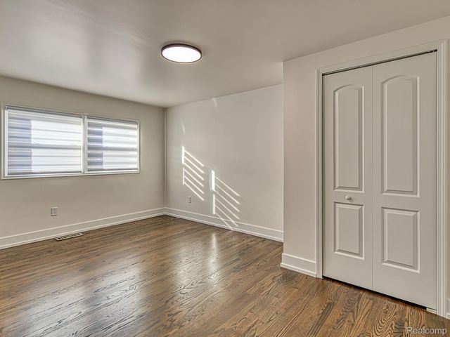 1790 Evergreen Street, Trenton, MI 48183