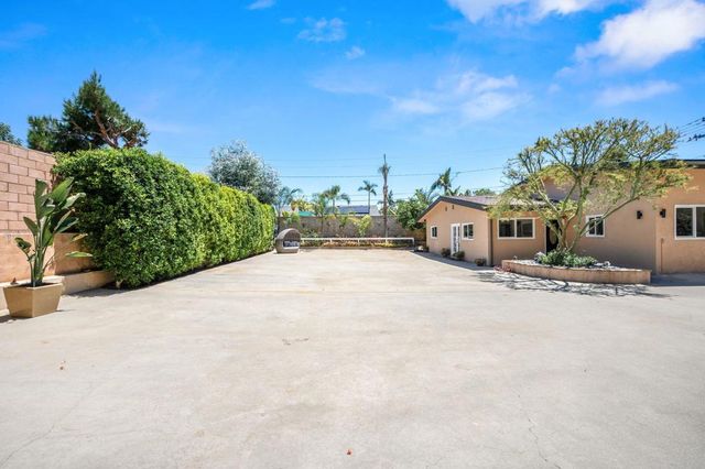 5905 Old Wheeler Road, La Verne, CA 91750