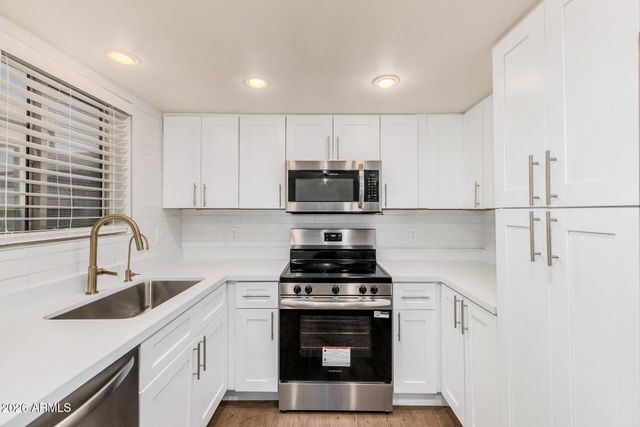 17620 N 17TH Place 27, Phoenix, AZ 85022