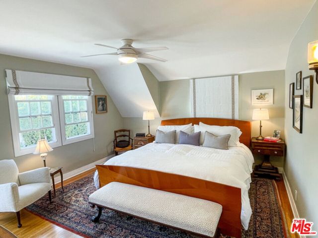 934 S Dunsmuir Avenue, Los Angeles, CA 90036