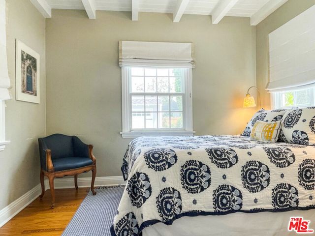 934 S Dunsmuir Avenue, Los Angeles, CA 90036