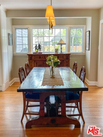 934 S Dunsmuir Avenue, Los Angeles, CA 90036