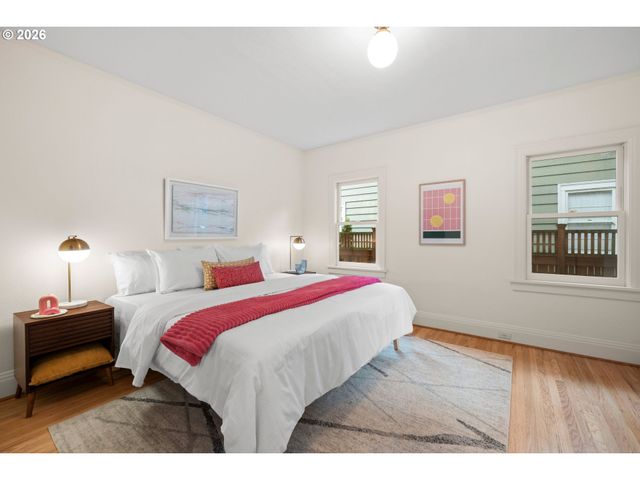 3344 Ne 18th Ave, Portland, OR 97212