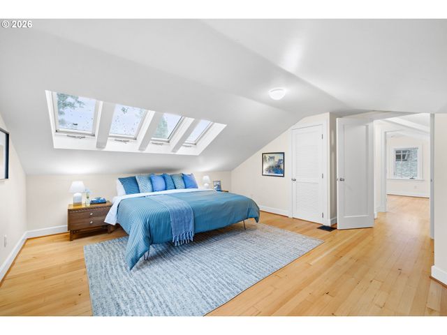 3344 Ne 18th Ave, Portland, OR 97212