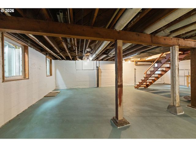 3344 Ne 18th Ave, Portland, OR 97212