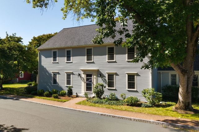 3 Seaborn Place 3, Lexington, MA 02420