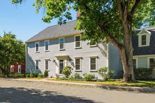 3 Seaborn Place 3, Lexington, MA 02420