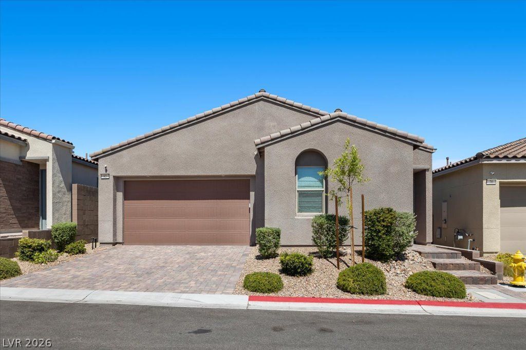 82 Nine Mile Creek Drive, Las Vegas, NV 89138 — exterior