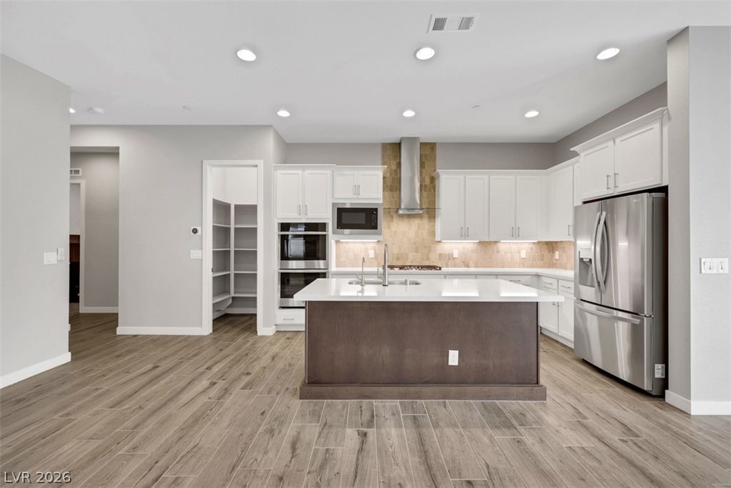 82 Nine Mile Creek Drive, Las Vegas, NV 89138 — photo 3