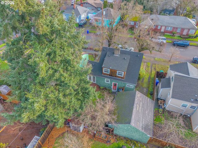 8115 N FENWICK Ave, Portland, OR 97217