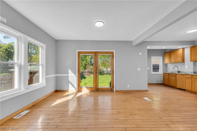 340 E 276th Street, Euclid, OH 44132