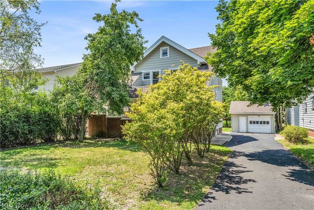 340 E 276th Street, Euclid, OH 44132