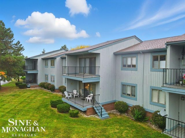 1715 River Road, St Clair Twp, MI 48079