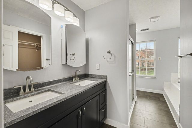 7536 Harvestdale Lane, Florence, KY 41042