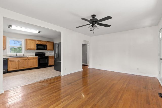 1604 E Ridge Avenue, Chattanooga, TN 37412