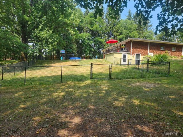 8672 Highland Drive, Eden, NY 14057