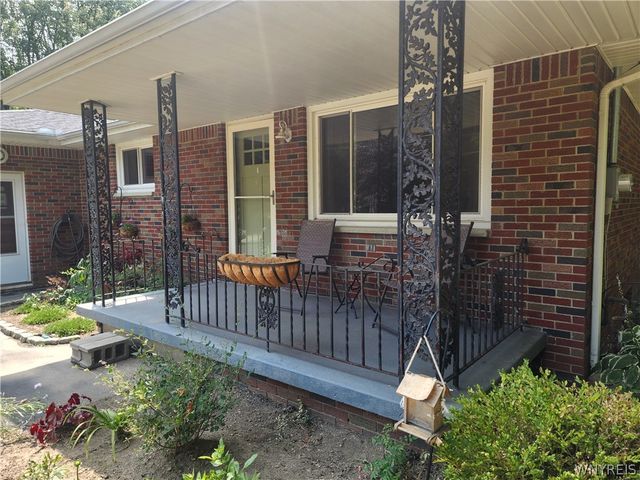 8672 Highland Drive, Eden, NY 14057